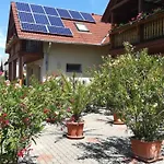 Haus Marika بيت ضيافة