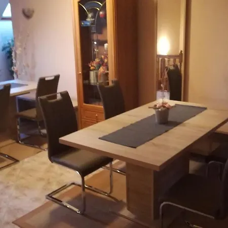 Haus Marika 招待所 4*