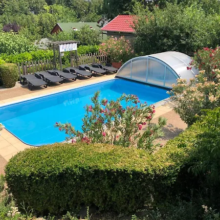 ゲストハウス Haus Marika 4*