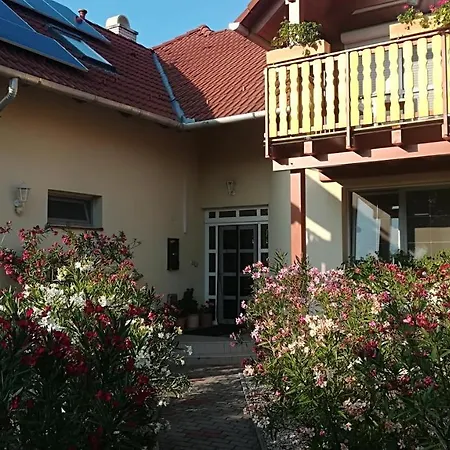 ゲストハウス Haus Marika 4*