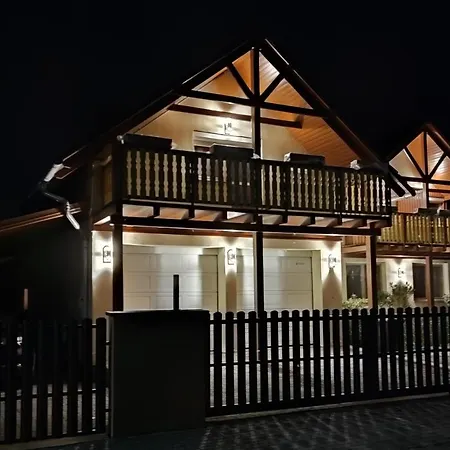 Gasthuis Haus Marika 4*