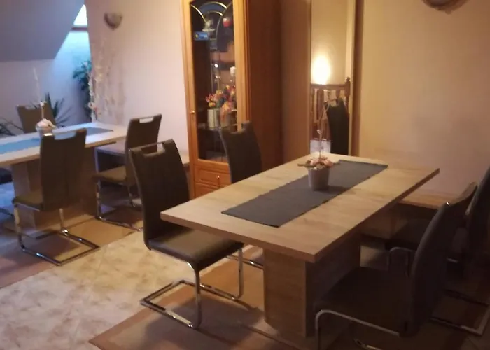 Haus Marika בית הארחה 4*