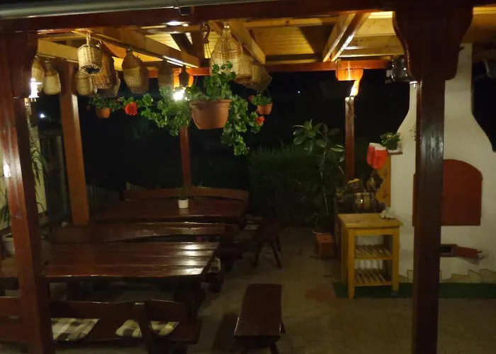 Gasthuis Haus Marika 4*