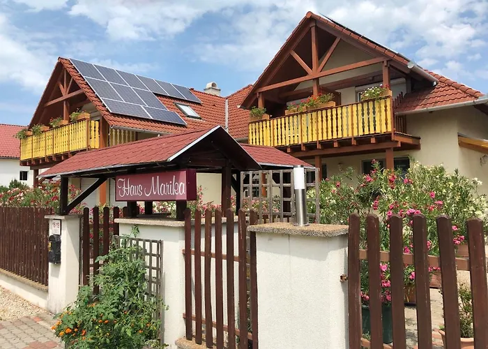 Gasthuis Haus Marika 4*