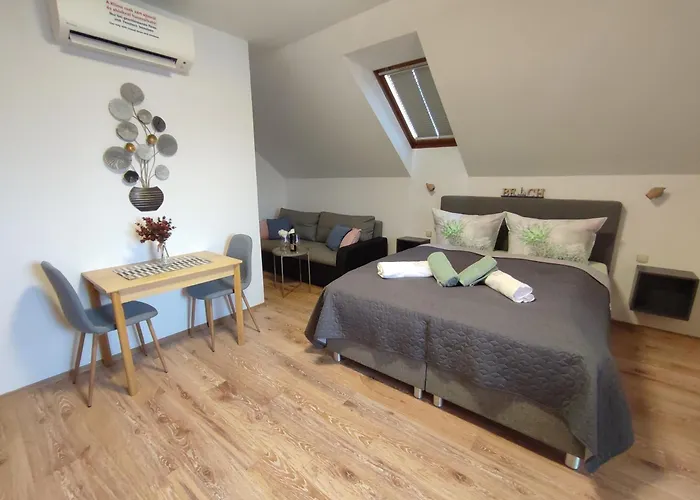 Haus Marika שיופוק